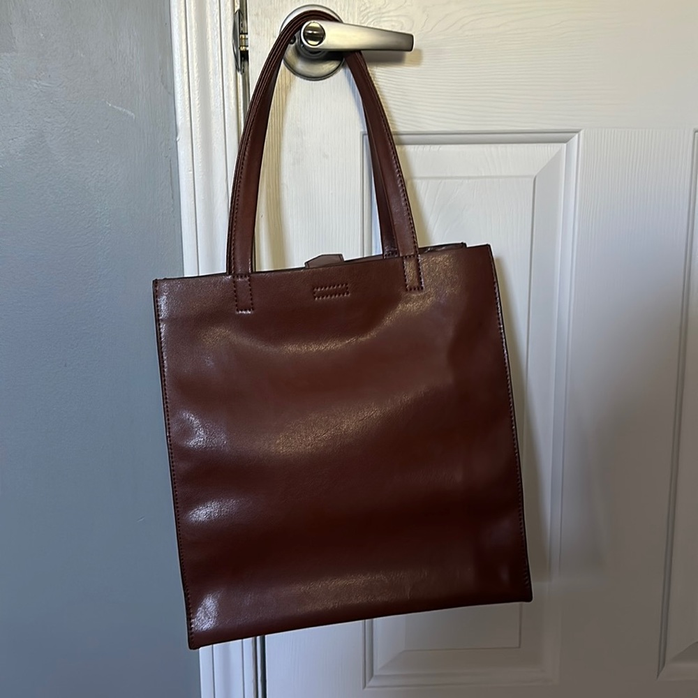 Banana Republic leather tote